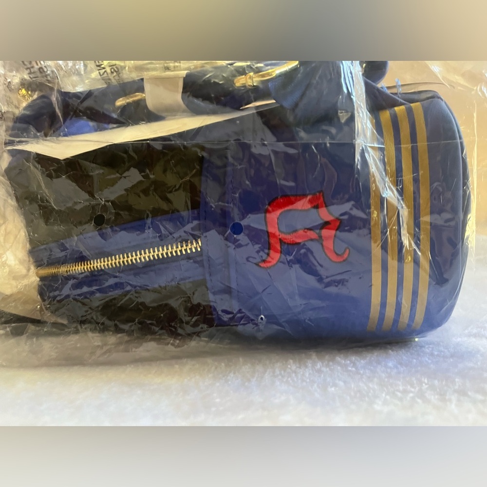 NWT D23 x Amazon Mickey Mouse One: Walt’s Plane - Pilot Mickey Backpack - Picture 11 of 16